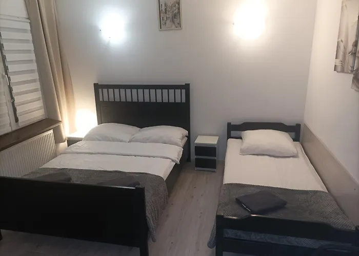 皮拉米达酒店 * 弗罗茨瓦夫